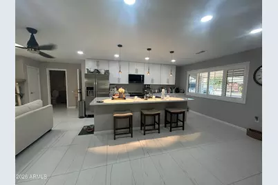 9325 W Arrowhead Drive W, Sun City, AZ 85351 - Photo 4