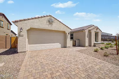 12055 N 169th Avenue, Surprise, AZ 85388 - Photo 2