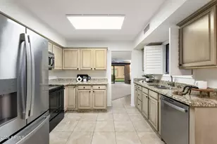 19249 N 93rd Dr, Peoria, AZ 85382 - Photo 8