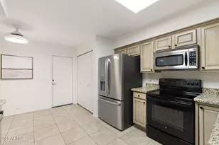 19249 N 93rd Dr, Peoria, AZ 85382 - Photo 12