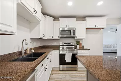 686 W 22nd Avenue, Apache Junction, AZ 85120 - Photo 14