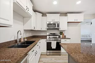686 W 22nd Ave, Apache Junction, AZ 85120 - Photo 14