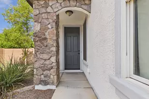 18298 W Smokey Dr, Surprise, AZ 85388 - Photo 2