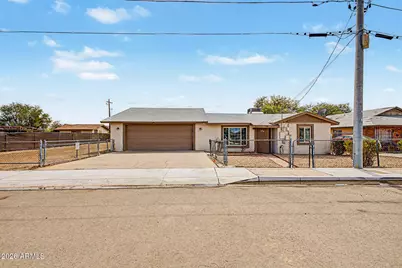17 W Whyman Avenue, Avondale, AZ 85323 - Photo 2