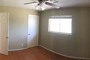 7447 W Becker Ln, Peoria, AZ 85345 - Photo 4
