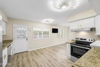 8613 E Laredo Lane, Scottsdale, AZ 85250 - Photo 10