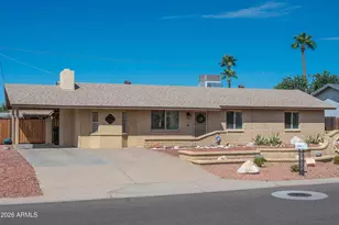 16424 N 38th St, Phoenix, AZ 85032 - Photo 2
