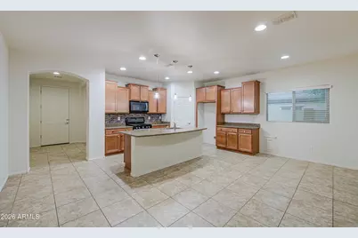 17517 W Pinnacle Vista Drive, Surprise, AZ 85387 - Photo 10