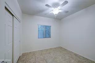 17517 W Pinnacle Vis Dr, Surprise, AZ 85387 - Photo 32