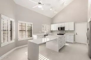 9635 E Sutton Dr, Scottsdale, AZ 85260 - Photo 14