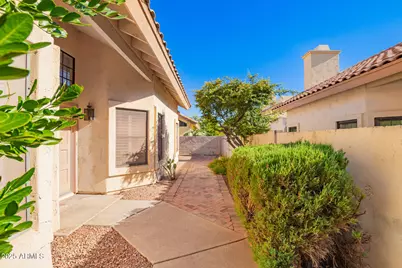 9635 E Sutton Drive, Scottsdale, AZ 85260 - Photo 6
