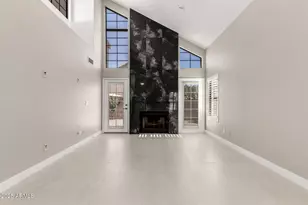 9635 E Sutton Dr, Scottsdale, AZ 85260 - Photo 12
