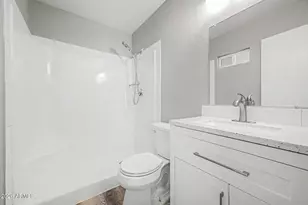 2724 E Holmes Ave, Mesa, AZ 85204 - Photo 8