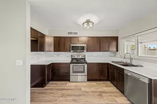 2724 E Holmes Ave, Mesa, AZ 85204 - Photo 2