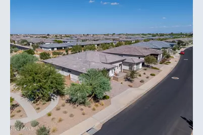 39318 N Trajen Place, San Tan Valley, AZ 85140 - Photo 2