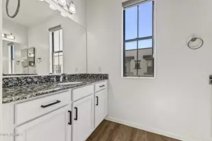 2090 S Dorsey Ln, Tempe, AZ 85282 - Photo 28