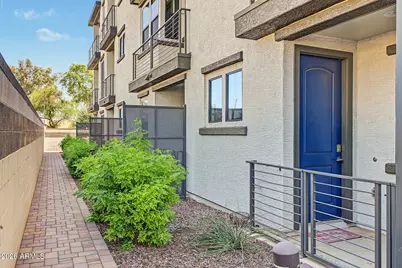 2090 S Dorsey Lane #1048, Tempe, AZ 85282 - Photo 2
