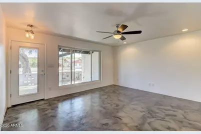 8338 E Granada Road, Scottsdale, AZ 85257 - Photo 2
