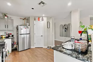 3201 S 63rd Ln, Phoenix, AZ 85043 - Photo 8