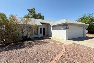 10225 W Windsor Blvd, Glendale, AZ 85307 - Photo 2