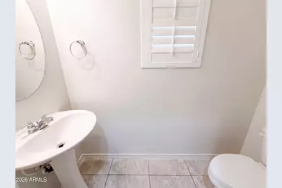 841 E Gary Lane, Phoenix, AZ 85042 - Photo 8