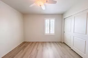 841 E Gary Ln, Phoenix, AZ 85042 - Photo 14