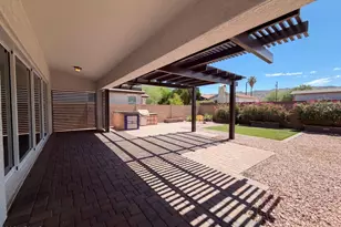 841 E Gary Ln, Phoenix, AZ 85042 - Photo 22
