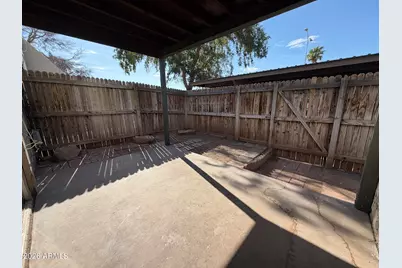 5910 W Golden Lane, Glendale, AZ 85302 - Photo 16