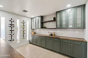 709 E Royal Palm Rd, Phoenix, AZ 85020 - Photo 22