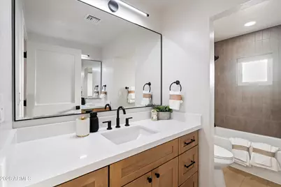 709 E Royal Palm Road, Phoenix, AZ 85020 - Photo 30