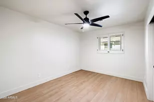 709 E Royal Palm Rd, Phoenix, AZ 85020 - Photo 32