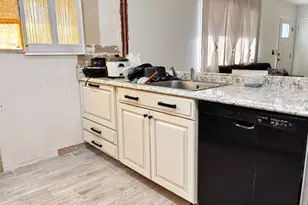 1557 N Fern Cir, Mesa, AZ 85201 - Photo 6