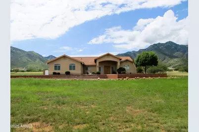 9292 S Lippizan Place, Hereford, AZ 85615 - Photo 2