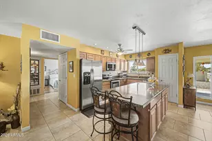 14225 N Bolivar Dr, Sun City, AZ 85351 - Photo 12