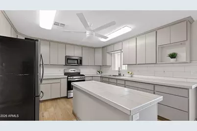 445 W Academy Avenue, Colorado City, AZ 86021 - Photo 14