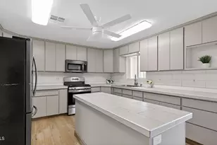 445 W Academy Ave, Colorado City, AZ 86021 - Photo 14
