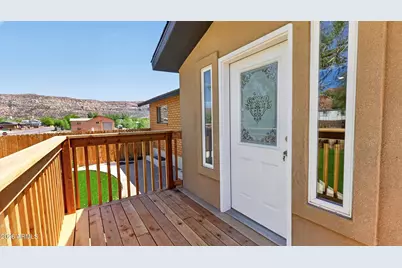 445 W Academy Avenue, Colorado City, AZ 86021 - Photo 8