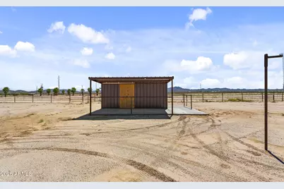 37400 S Carters Road, Salome, AZ 85348 - Photo 14