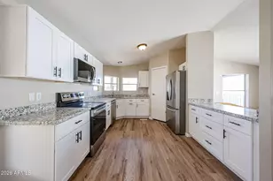 2650 W Union Hills Dr, Phoenix, AZ 85027 - Photo 8