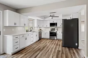 1011 Leisure World, Mesa, AZ 85206 - Photo 2