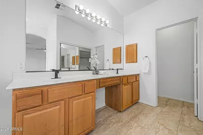 9555 S Palm Drive, Tempe, AZ 85284 - Photo 32