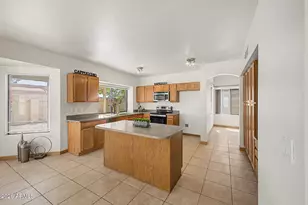 9555 S Palm Dr, Tempe, AZ 85284 - Photo 20
