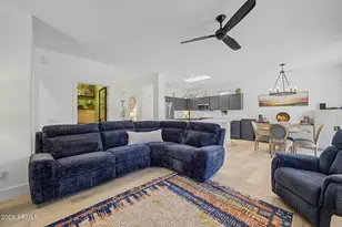 19119 N Casa Blanca Way, Surprise, AZ 85387 - Photo 6