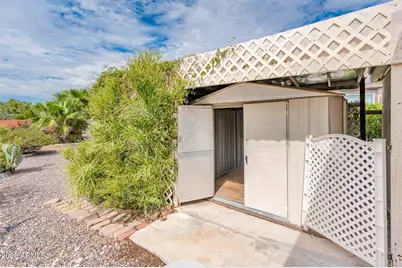 650 S Park View Circle, Mesa, AZ 85208 - Photo 24
