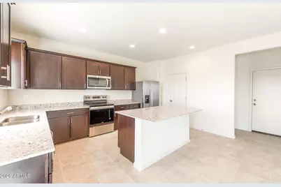 16560 N Ibis Way, Maricopa, AZ 85138 - Photo 2