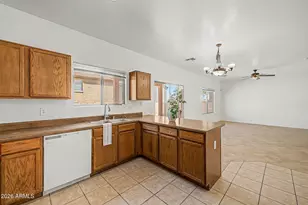 634 E Dekalb Ln, Phoenix, AZ 85040 - Photo 12