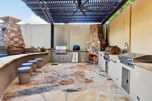 2539 W Cavalry Dr, Phoenix, AZ 85086 - Photo 8