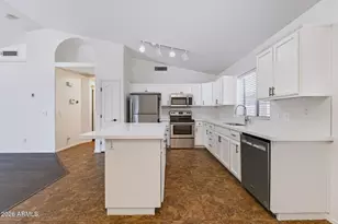 20023 N 22nd Pl, Phoenix, AZ 85024 - Photo 14