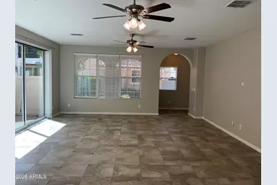 1054 S Agnes Lane, Gilbert, AZ 85296 - Photo 2