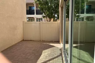 1054 S Agnes Ln, Gilbert, AZ 85296 - Photo 6